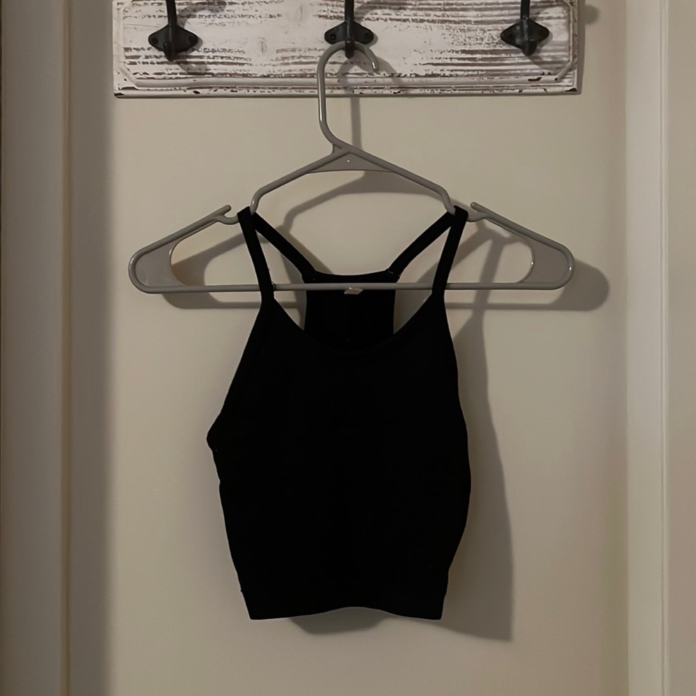black crop top